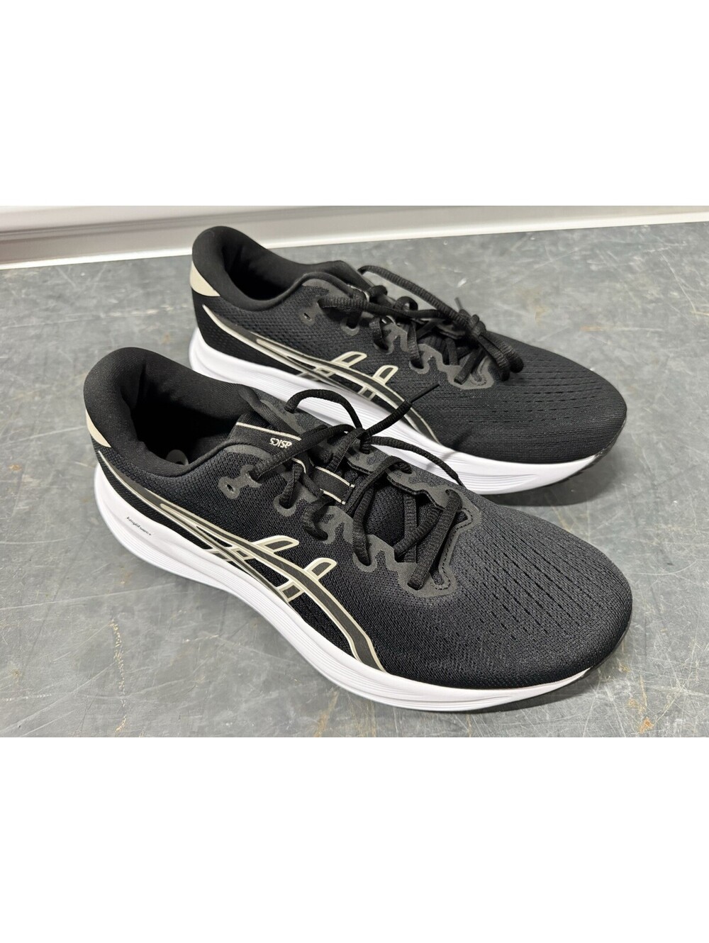 Asics Gel Excite 11 - Men’s Size 11.5 - Regular Width - Brand New In Box!